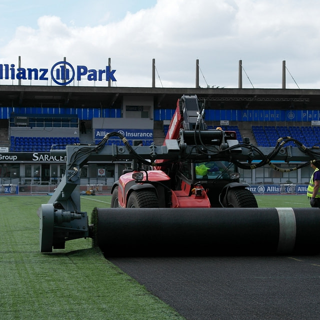 SIS Pitches, Saracens, Alianz park, Aviva Premiership and European Rugby Champions Cup holders, blue turf, coloured pitch, SISTurf