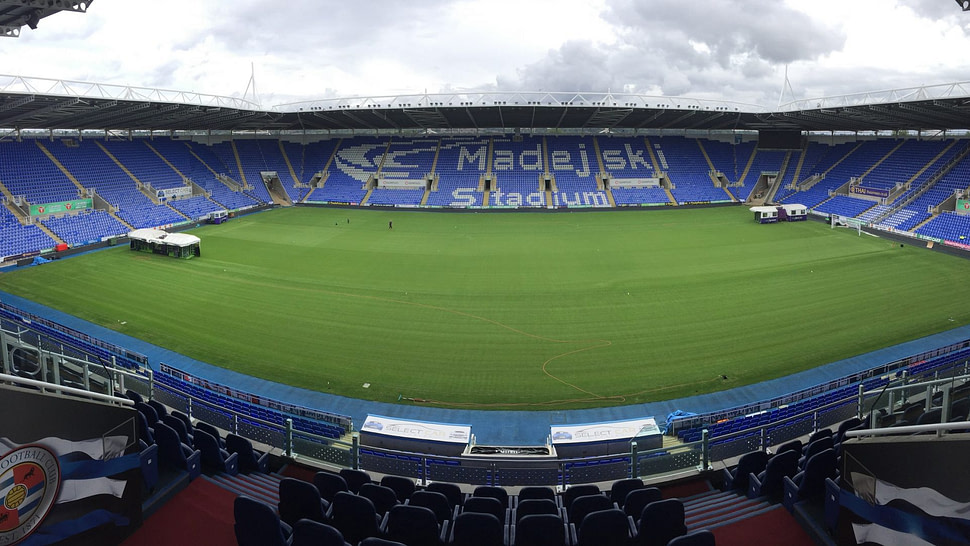 Reading Madejski SISGrass hybrid pitch