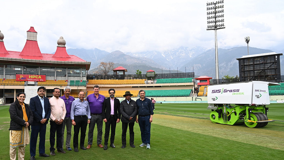 HPCA representatives and Arun Dhumal on India's first hybrid cricket pitches